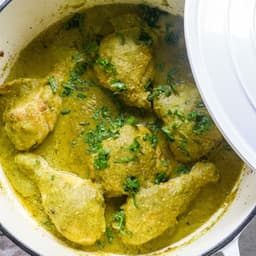 POLLO EN SALSA VERDE CON VERDOLAGAS