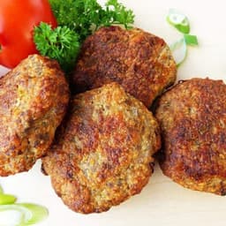 TORTITAS DE CARNE MOLIDA