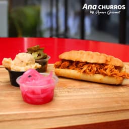 Chapata de Cochinita Pibil